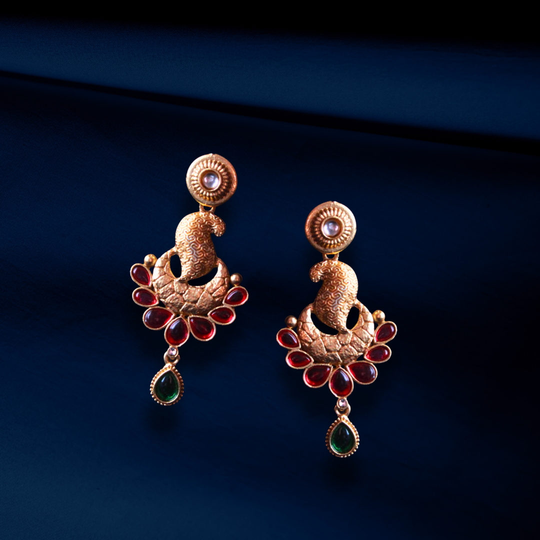 Antique Collar Bone Necklace - Set with Matching Earrings