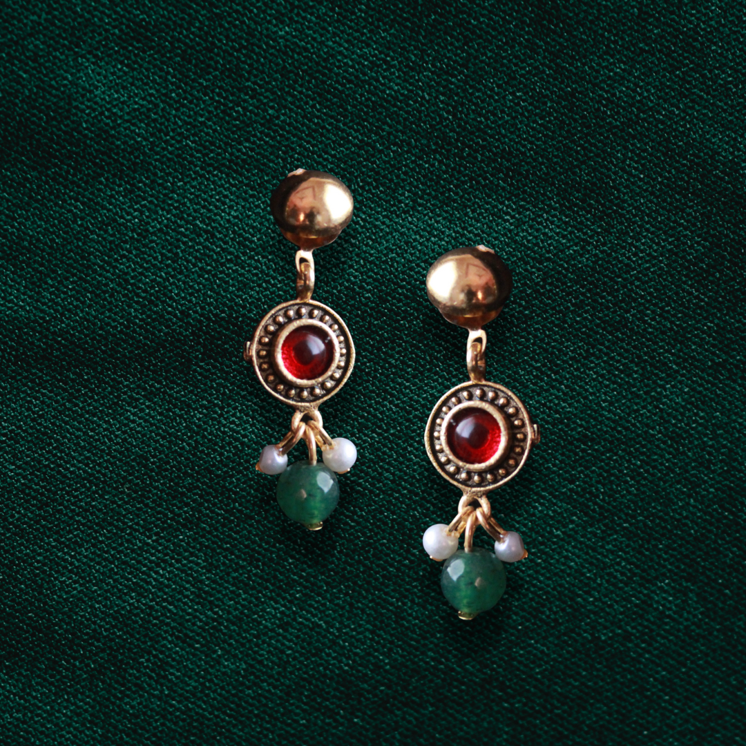 Monalisa Dokiya Necklace Set with Matching Earrings