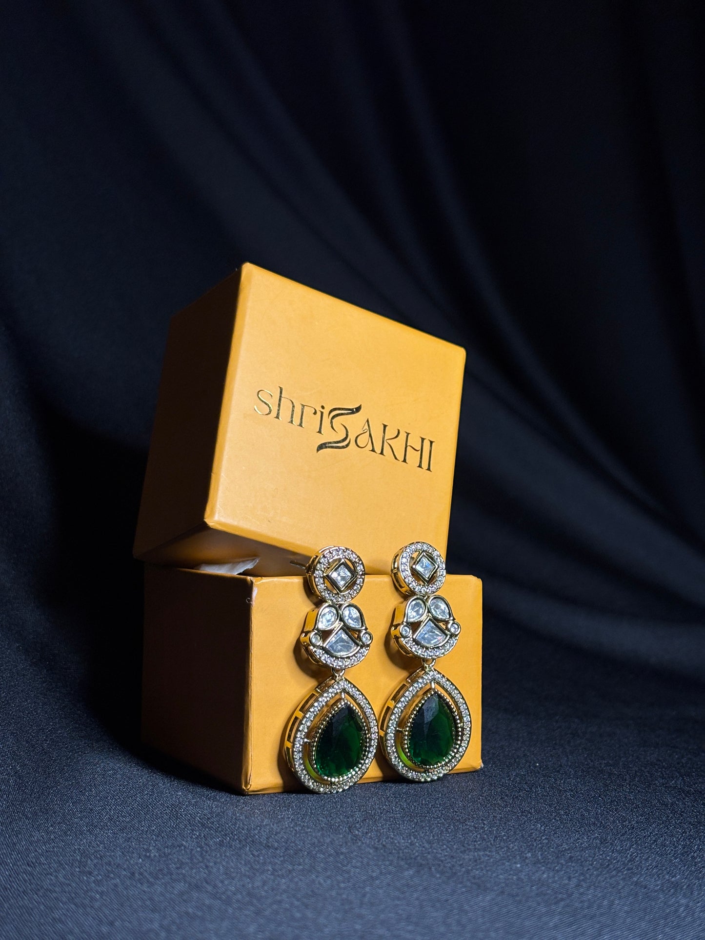 Brass Kundan Mossonite