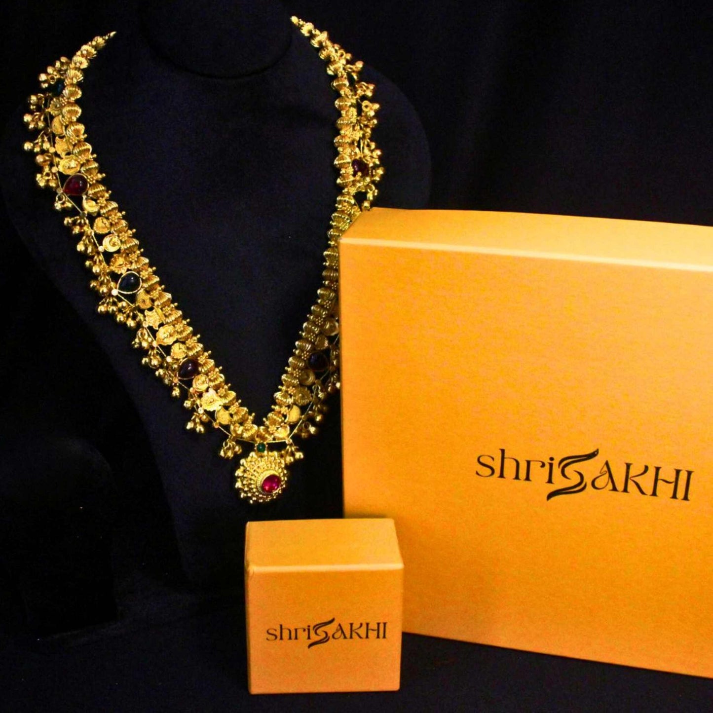 Kolhapuri Saaj 24 Pani – A Timeless Symbol of Maharashtrian Elegance